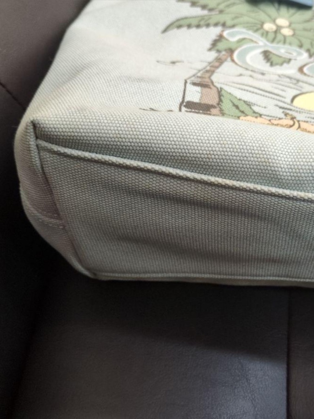Coach Hawaii Release Aloha Summer Tote Bag EUC - Picture 4 of 11